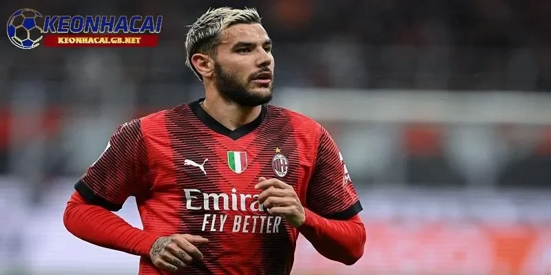 Nhân sự đầu tiên mà Alonso nhắm đến cho Real Madrid chính là Theo Hernandez Nhân sự đầu tiên mà Alonso nhắm đến cho Real Madrid chính là Theo Hernandez